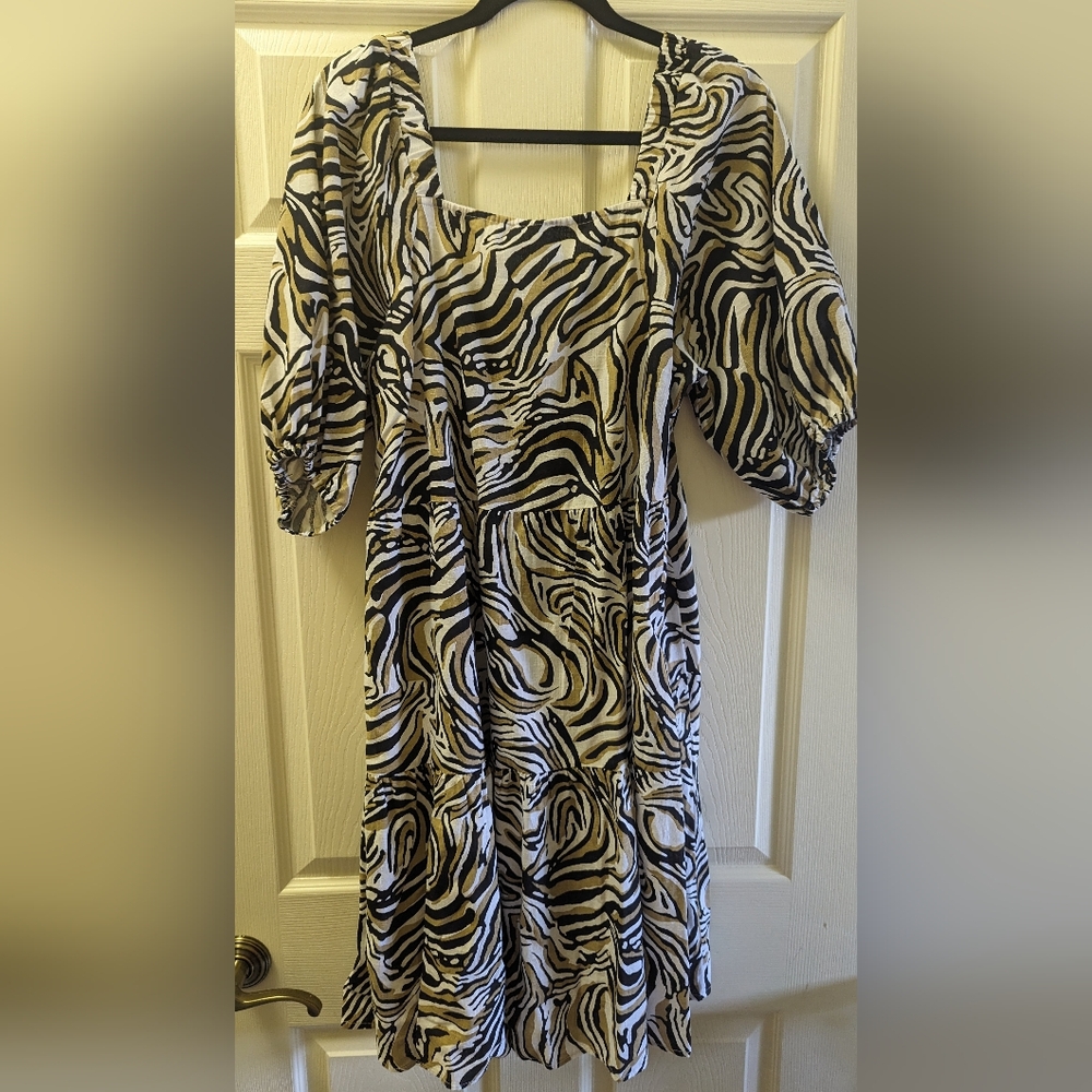 Mlle Gabrielle Black and White Puff Sleeve Midi Sundress 1X NWT